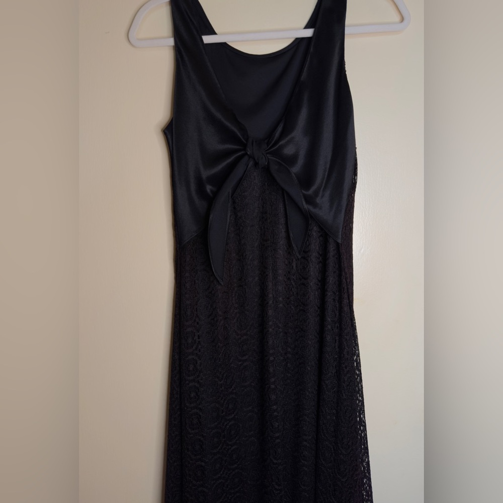 90s long lace dress with bow 🖤